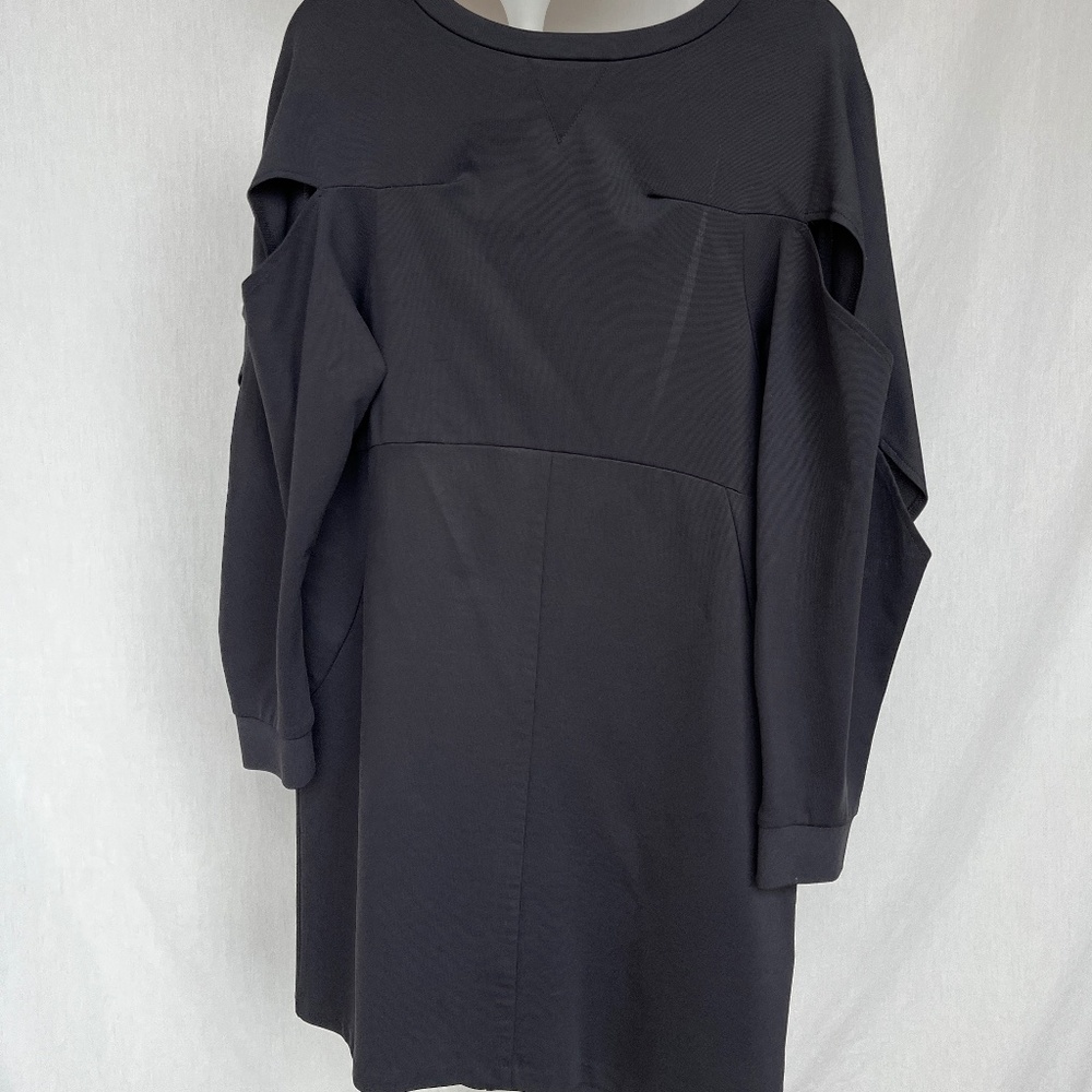 Carin Wester (S) destroyed mini-dress tunic in black, EUC.